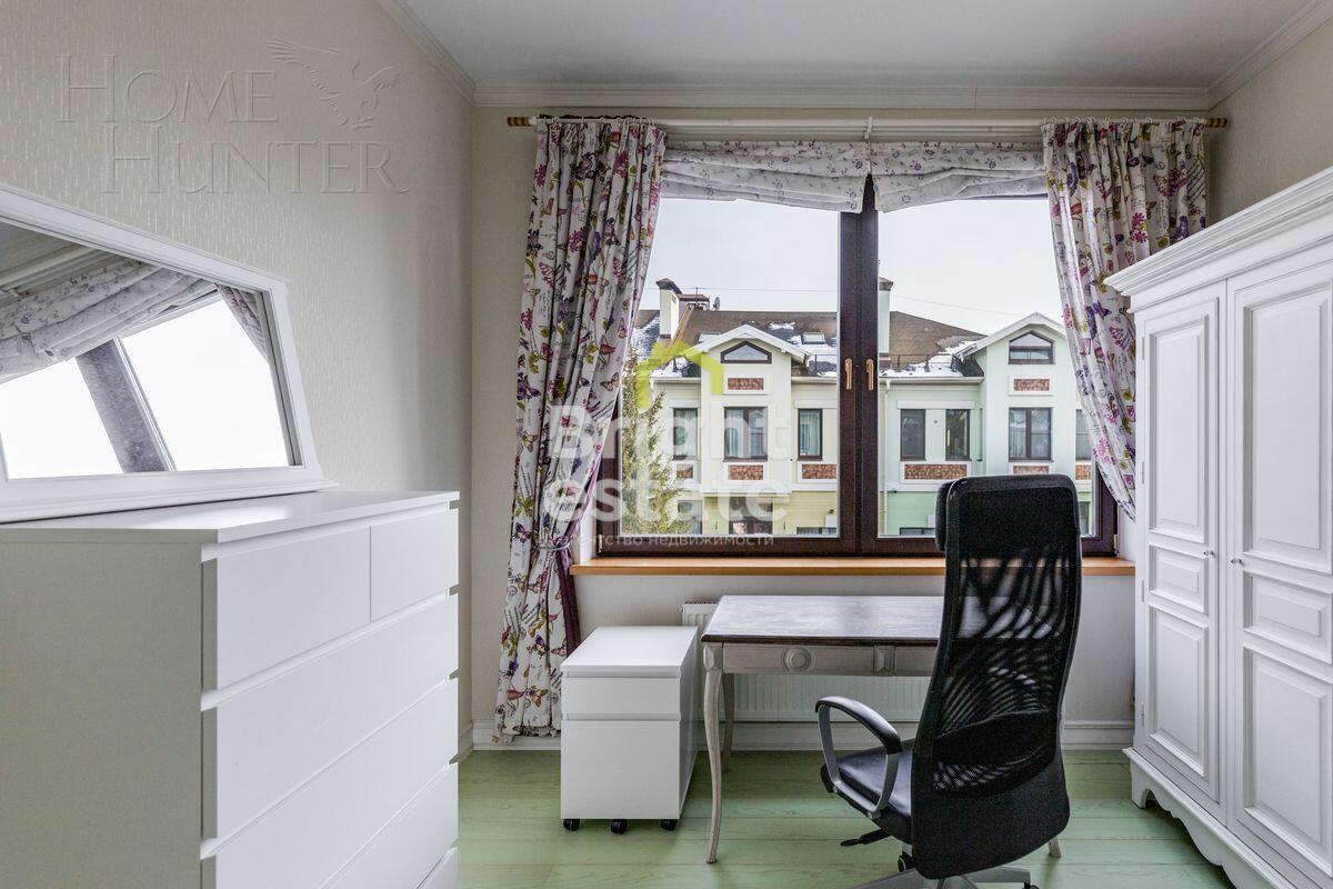 2-этажный таунхаус 240 м² с отделкой