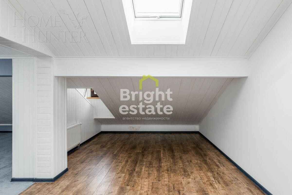 2-этажный таунхаус 240 м² с отделкой