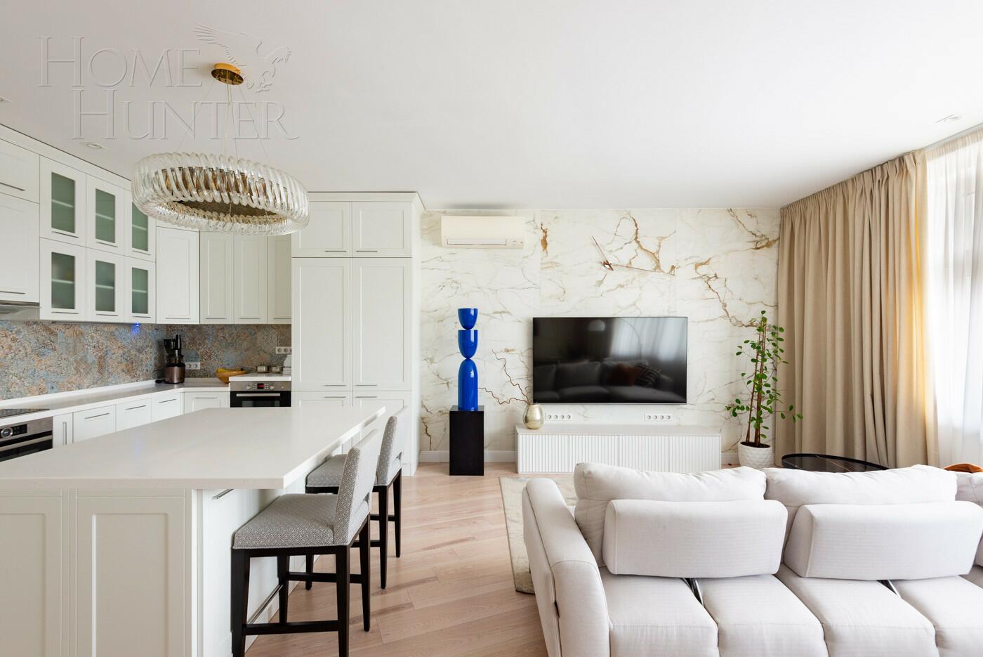 5-КОМН. КВАРТИРА С ОТДЕЛКОЙ 188.5 М² НА 2 ЭТАЖЕ