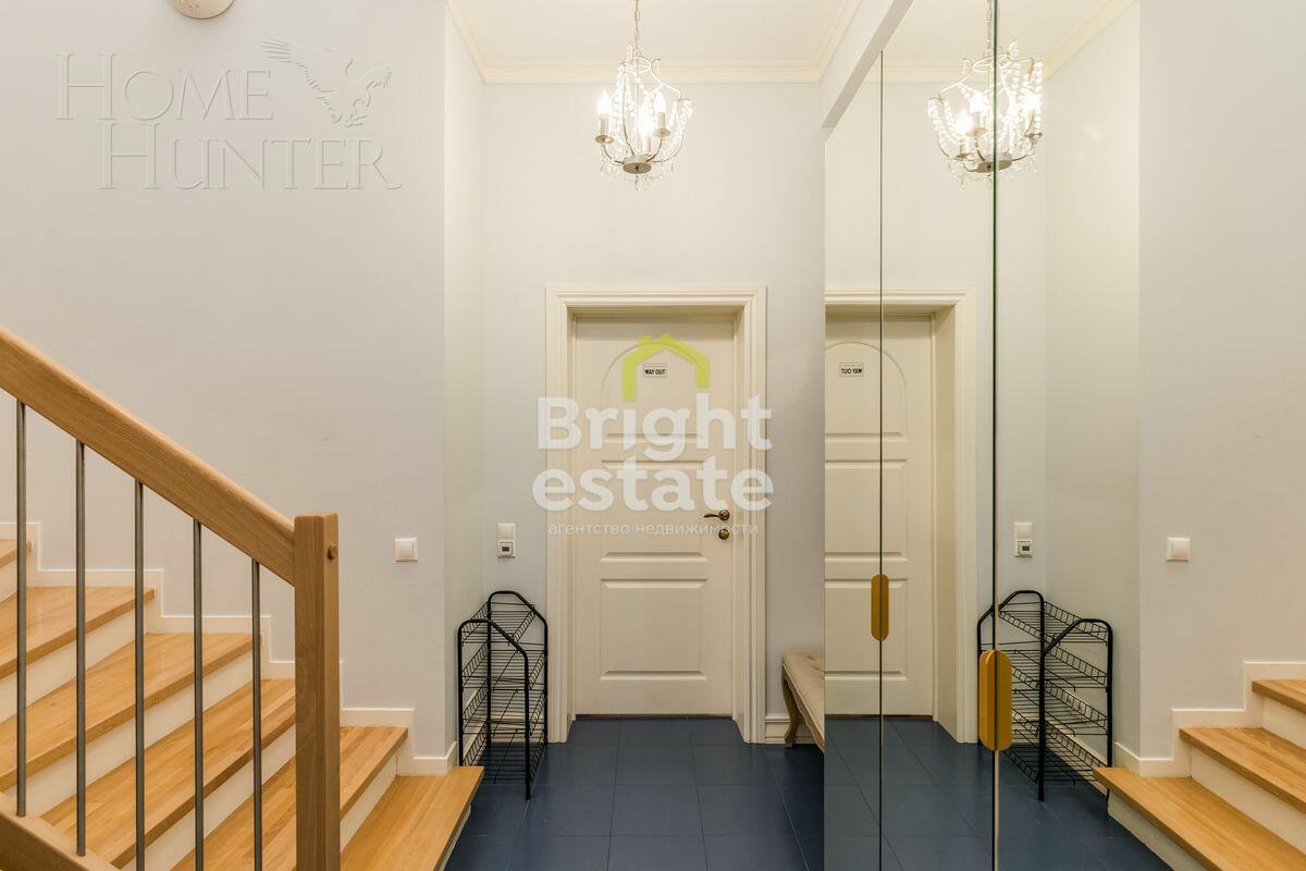 2-этажный таунхаус 240 м² с отделкой