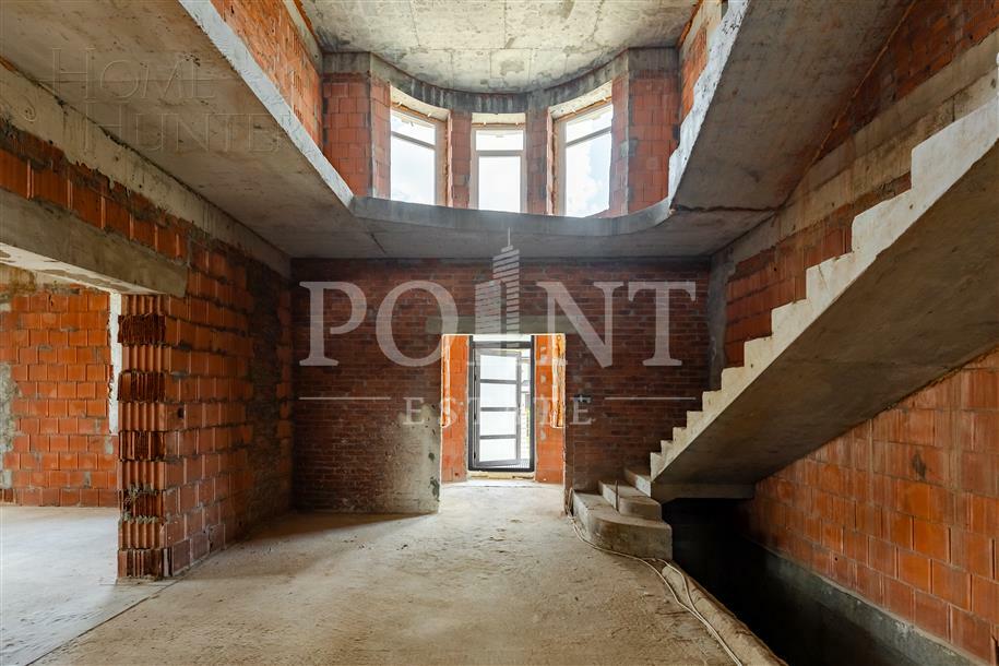 2-этажный коттедж 860 м² без отделки