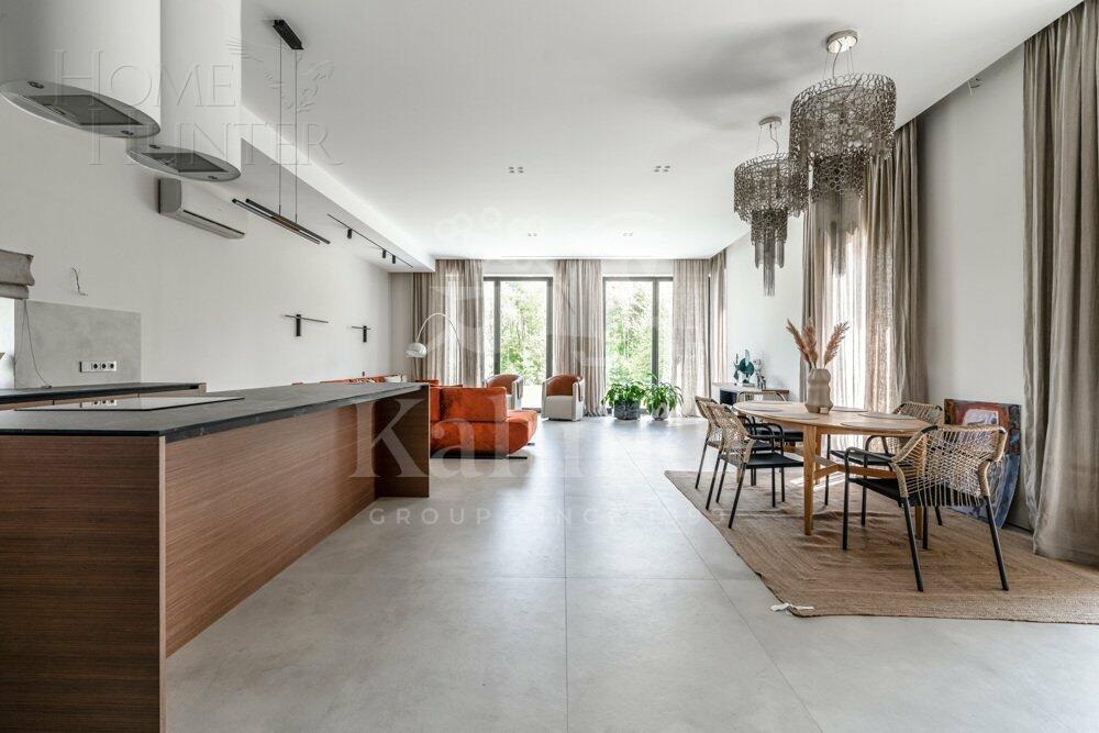 2-этажный коттедж 348.5 м² с отделкой