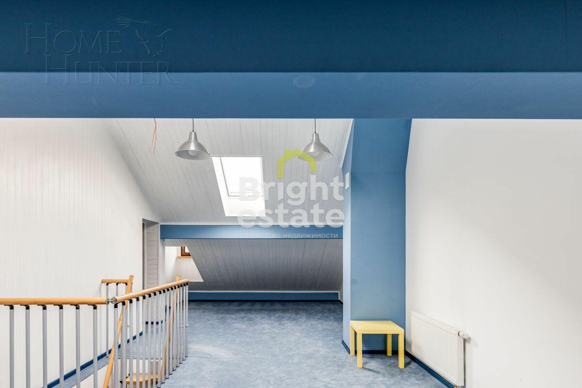 2-этажный таунхаус 240 м² с отделкой