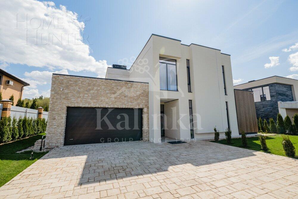 2-этажный коттедж 348.5 м² с отделкой