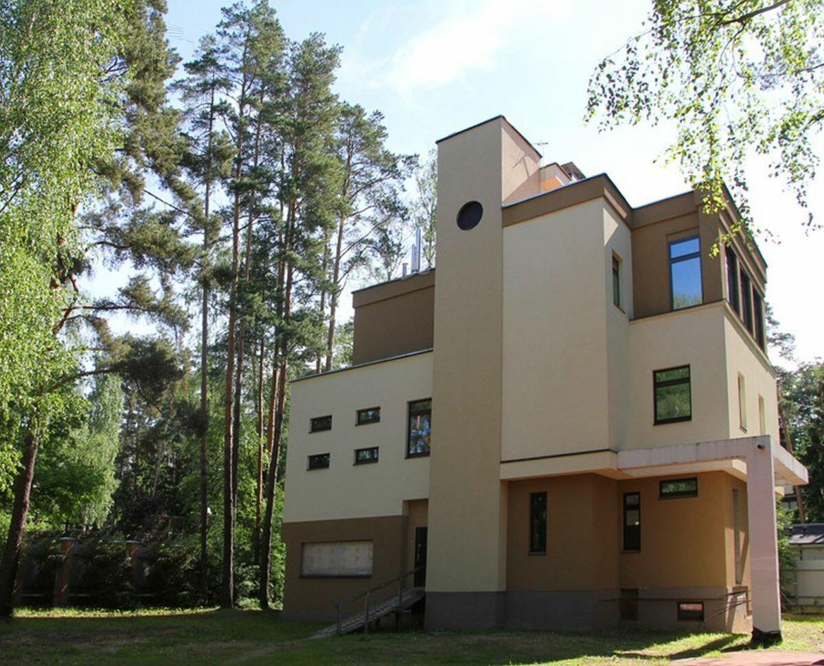 2-этажный коттедж 740 м² без отделки