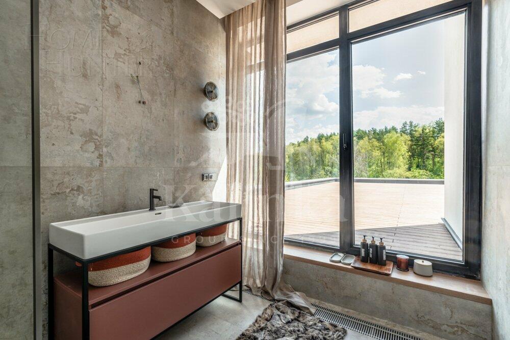 2-этажный коттедж 348.5 м² с отделкой