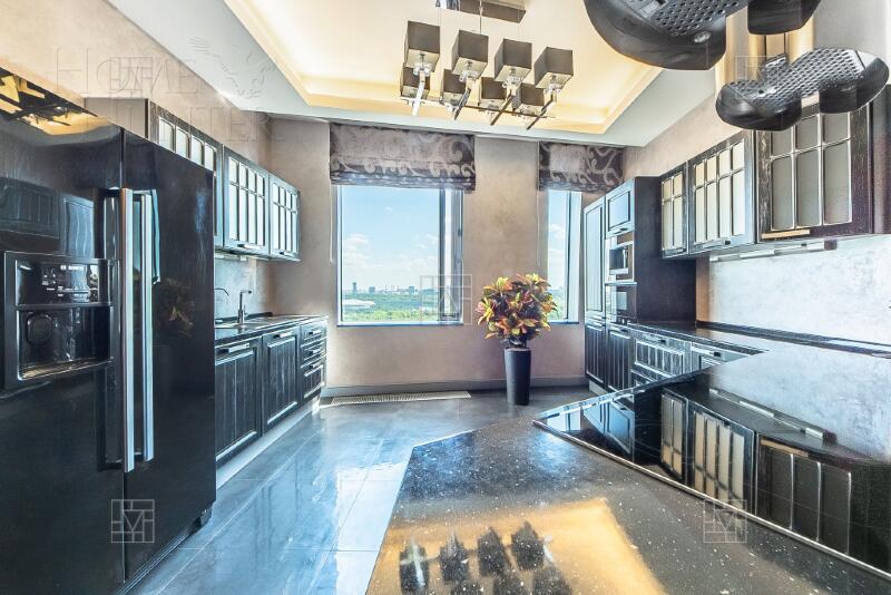 4-КОМН. КВАРТИРА С ОТДЕЛКОЙ 210.8 М² НА 21 ЭТАЖЕ