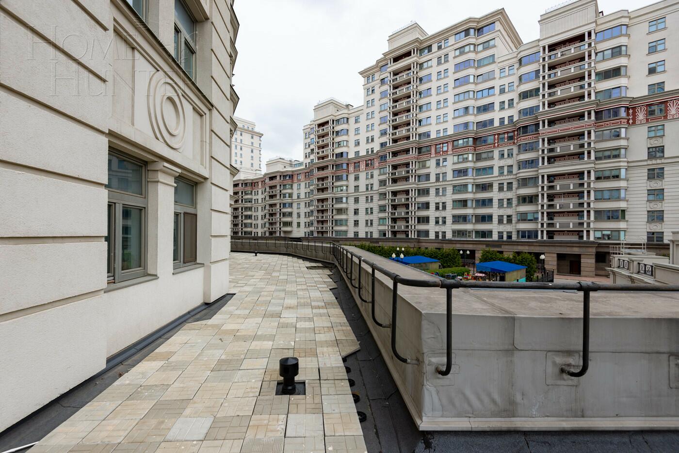 5-КОМН. КВАРТИРА С ОТДЕЛКОЙ 188.5 М² НА 2 ЭТАЖЕ