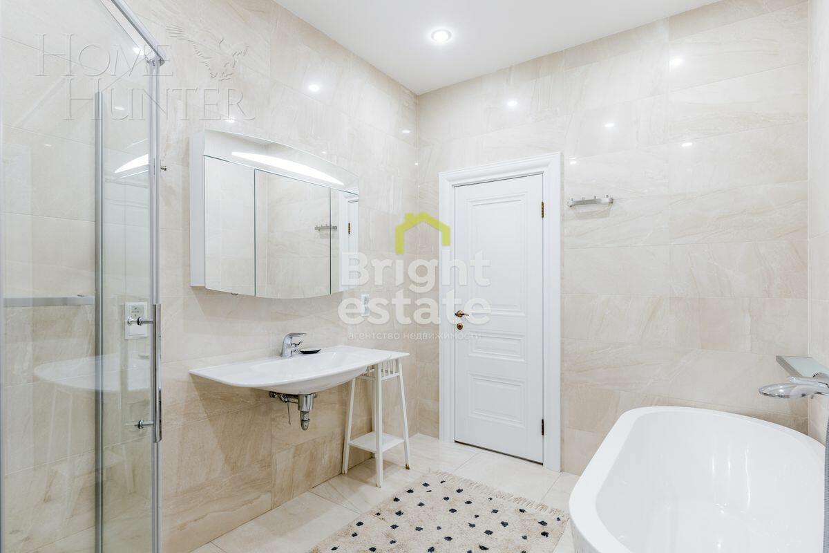 2-этажный таунхаус 240 м² с отделкой