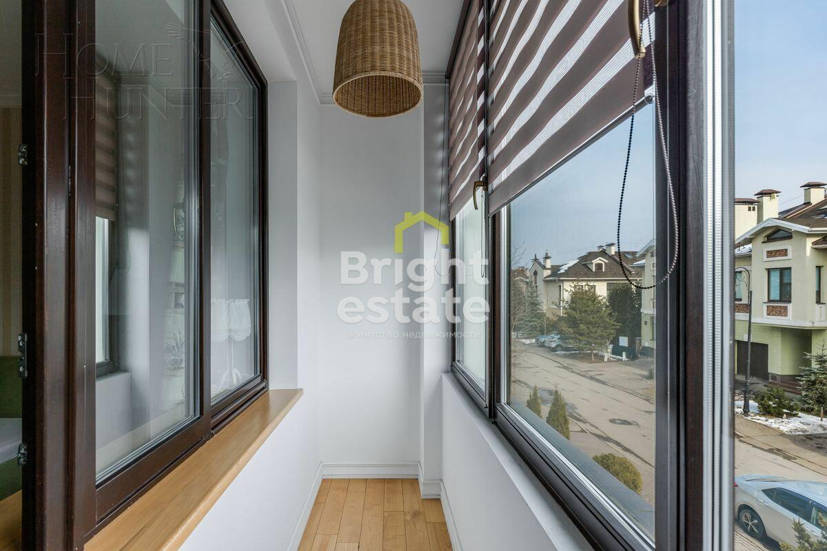 2-этажный таунхаус 240 м² с отделкой