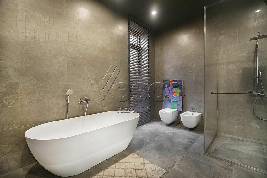 2-этажный коттедж 450 м² без отделки