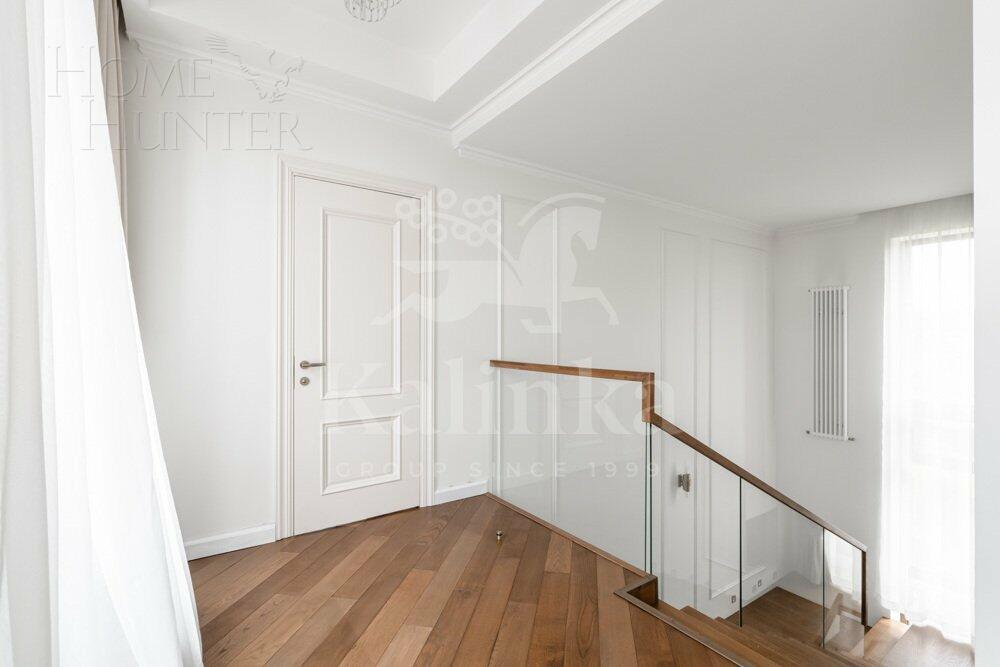 2-этажный коттедж 900 м² с отделкой
