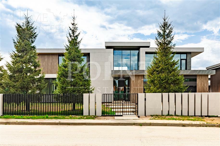 2-этажный коттедж 891 м² без отделки