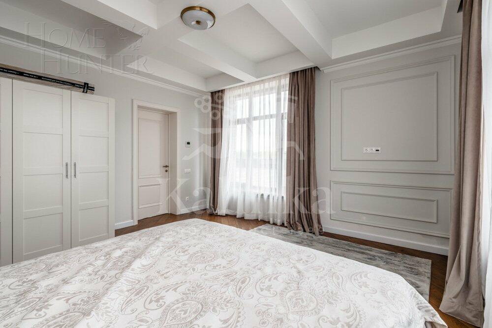 2-этажный коттедж 900 м² с отделкой