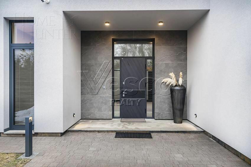 2-этажный коттедж 450 м² без отделки