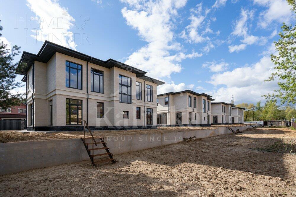 2-этажный коттедж 421 м² без отделки