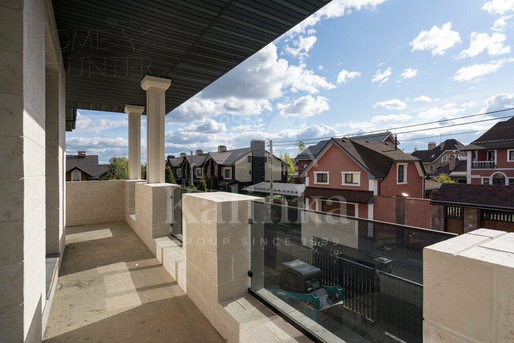 2-этажный коттедж 421 м² без отделки