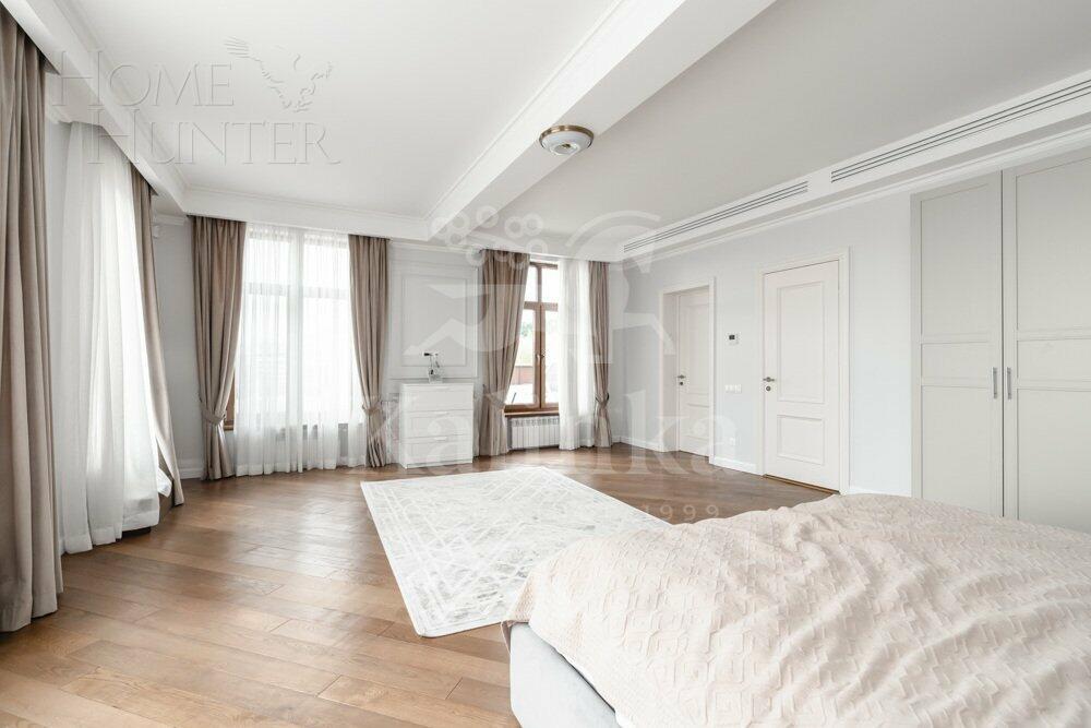 2-этажный коттедж 900 м² с отделкой