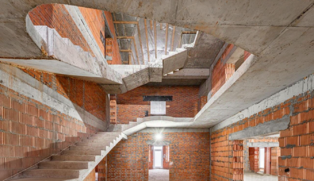 2-этажный коттедж 860 м² без отделки