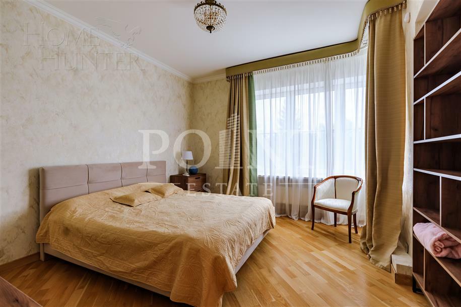 3-этажный таунхаус 300 м² с отделкой