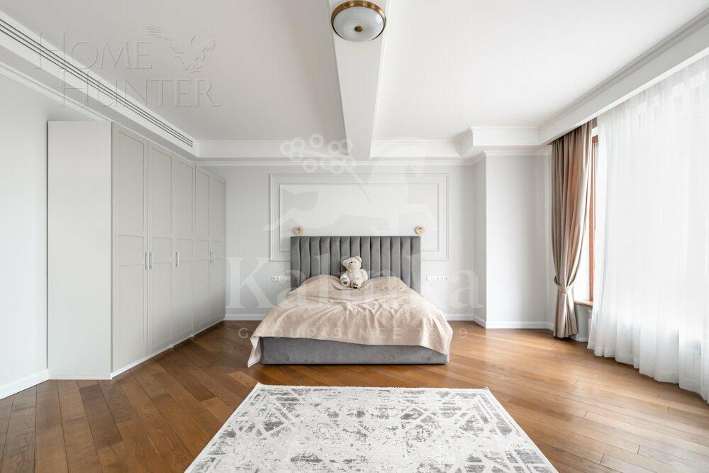 2-этажный коттедж 900 м² с отделкой