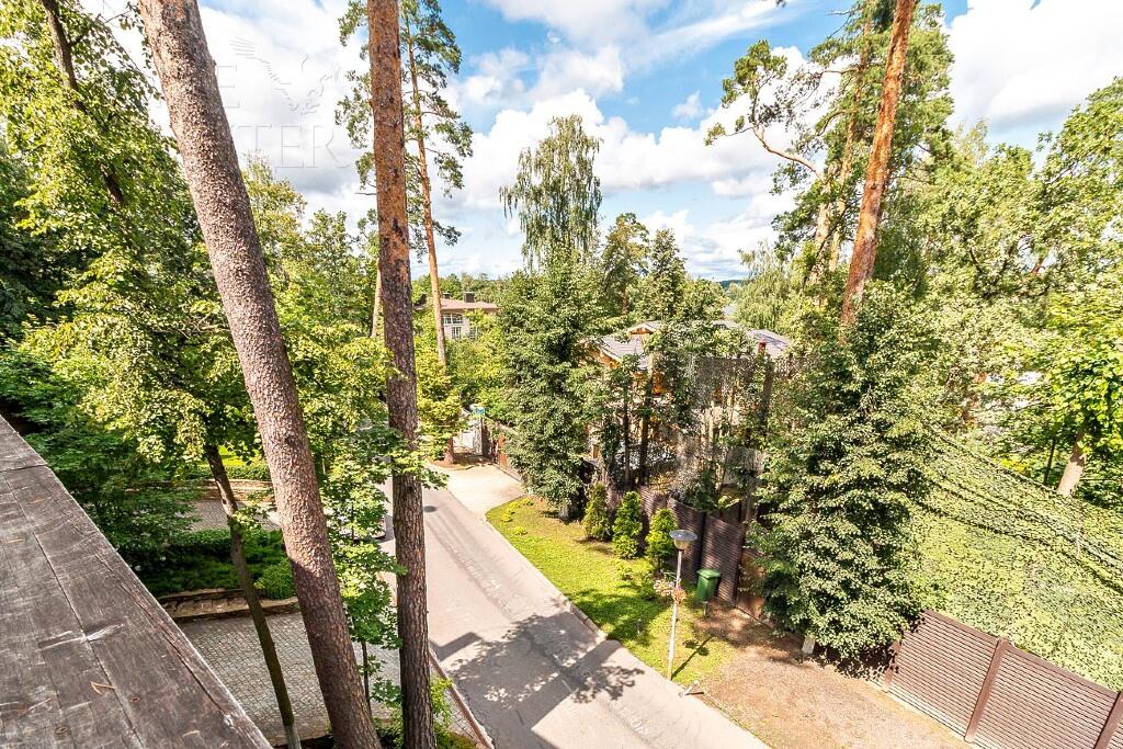 3-этажный таунхаус 340 м² с отделкой