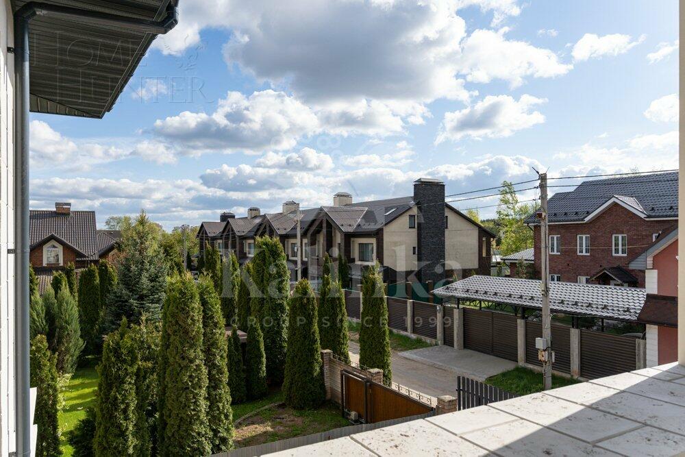 2-этажный коттедж 421 м² без отделки