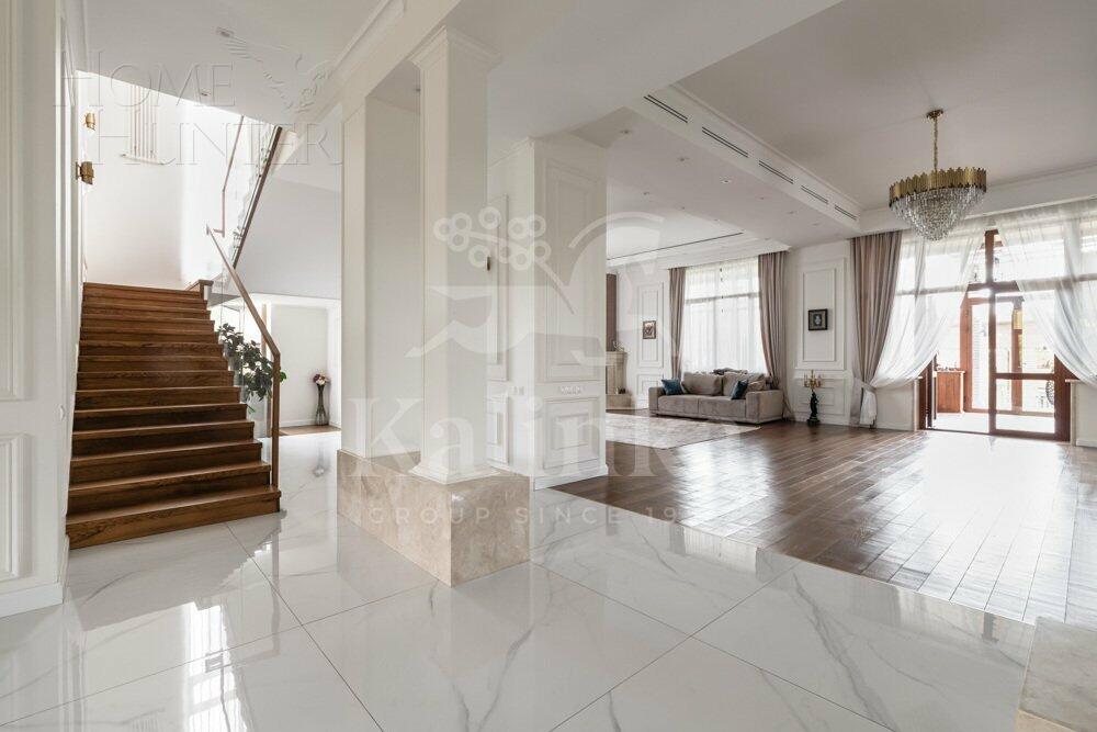 2-этажный коттедж 900 м² с отделкой