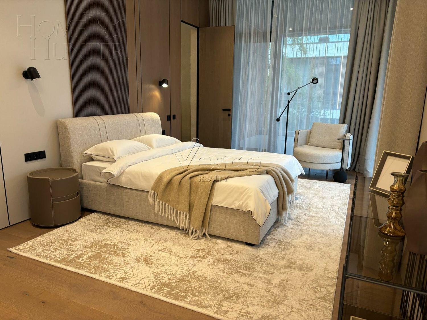 2-этажный коттедж 800 м² с отделкой