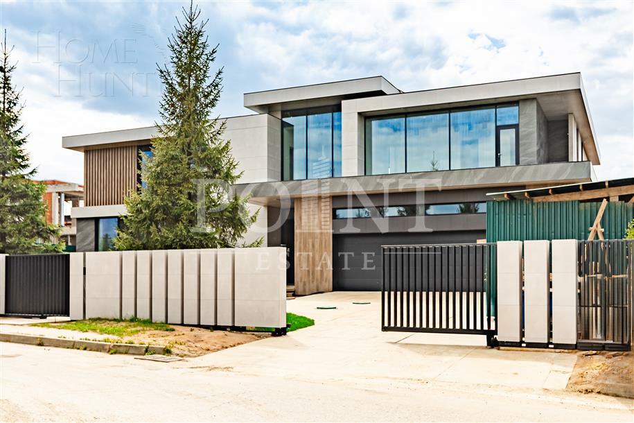 2-этажный коттедж 891 м² без отделки