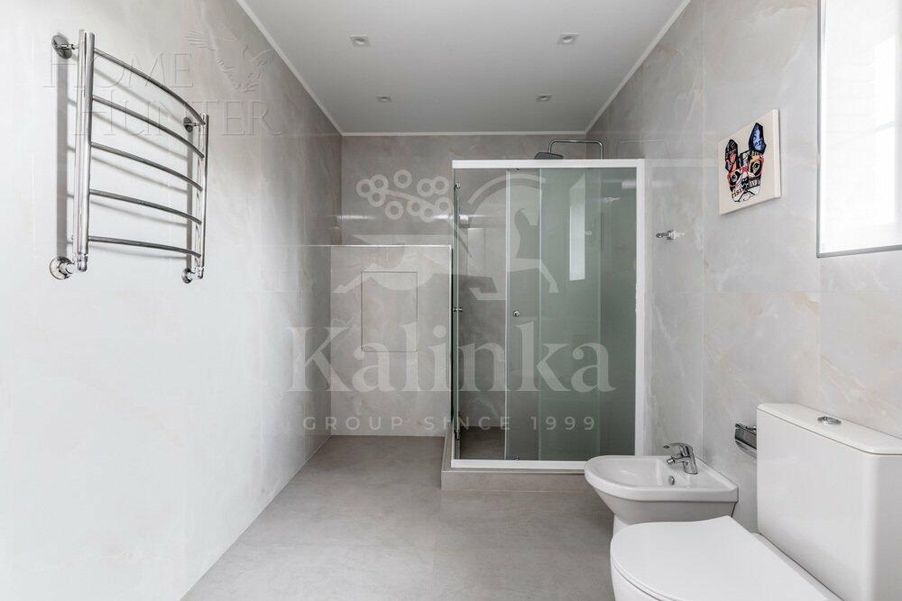 2-этажный коттедж 900 м² с отделкой