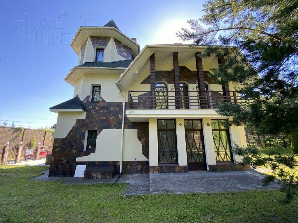 2-этажный коттедж 500 м² с отделкой