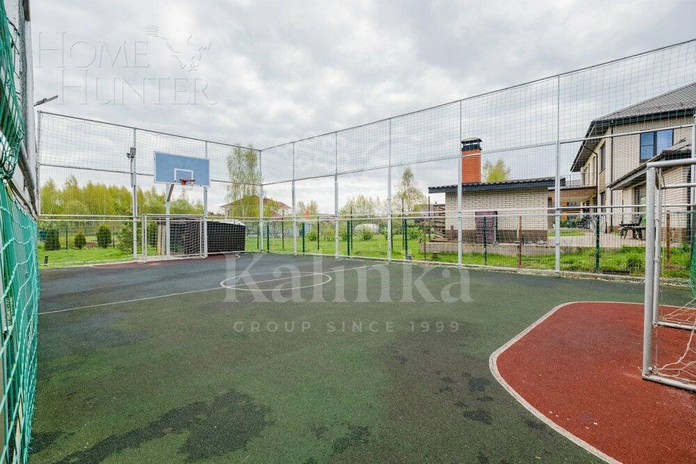 2-этажный коттедж 900 м² с отделкой