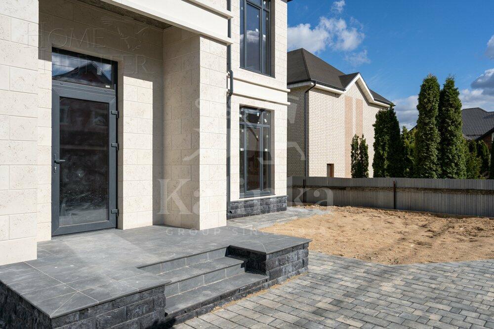 2-этажный коттедж 421 м² без отделки