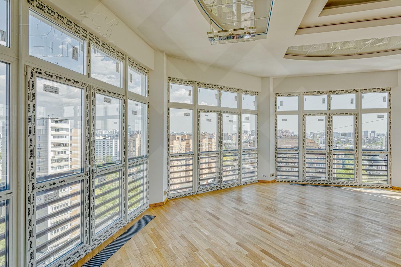 3-УРОВНЕВЫЙ ПЕНТХАУС С ОТДЕЛКОЙ 330.3 М² НА 13 ЭТАЖЕ