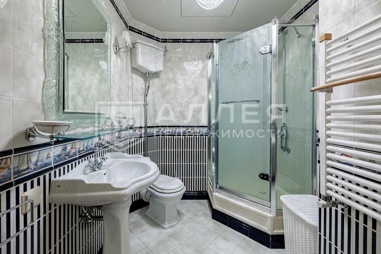 КОТТЕДЖ 800 м² с отделкой