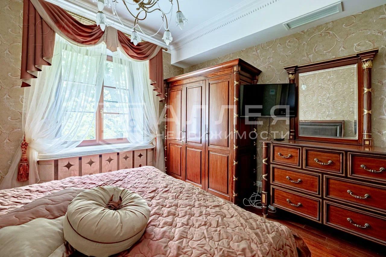 КОТТЕДЖ 800 м² с отделкой