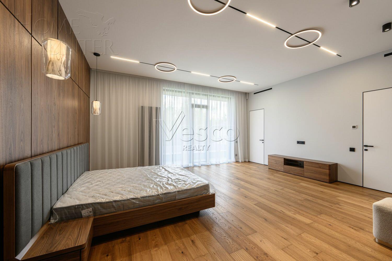 2-этажный коттедж 604 м² с отделкой