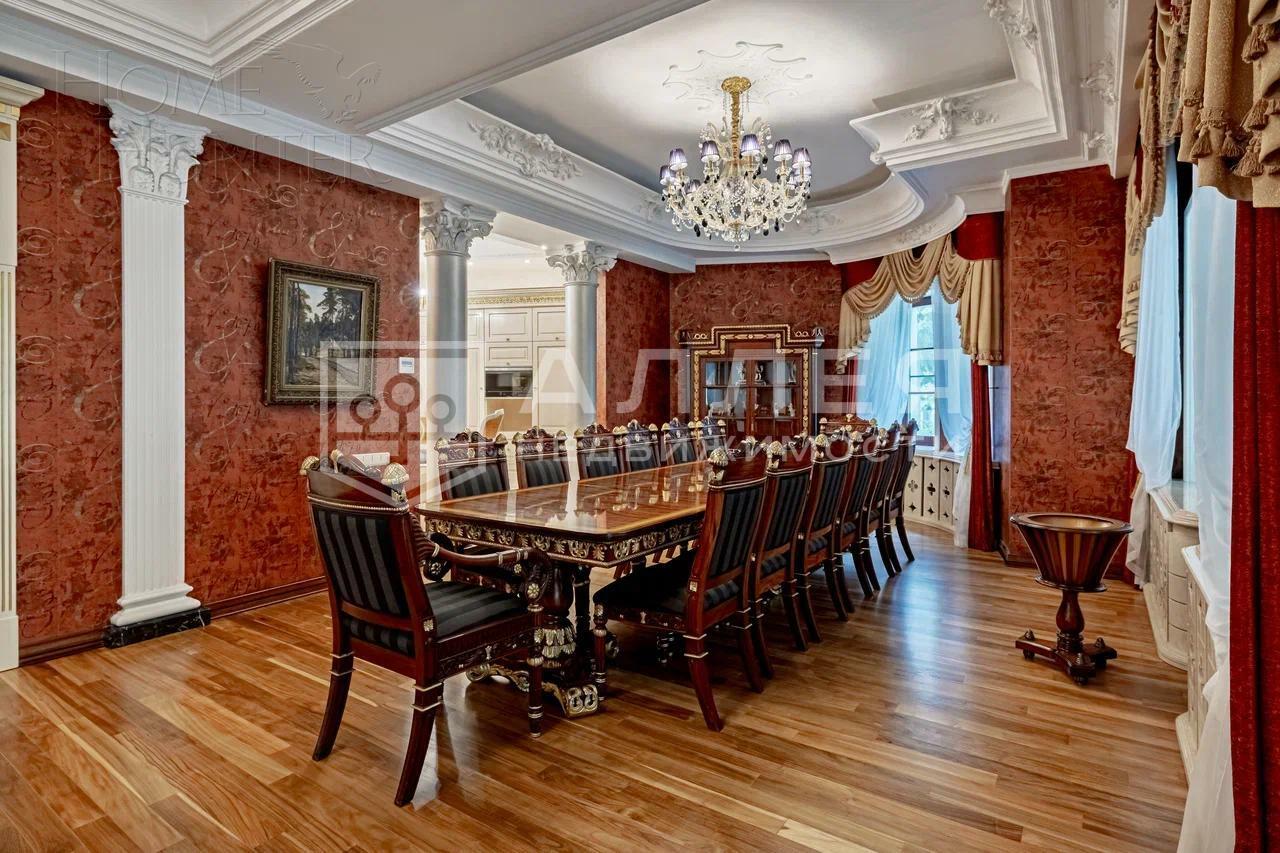 КОТТЕДЖ 800 м² с отделкой