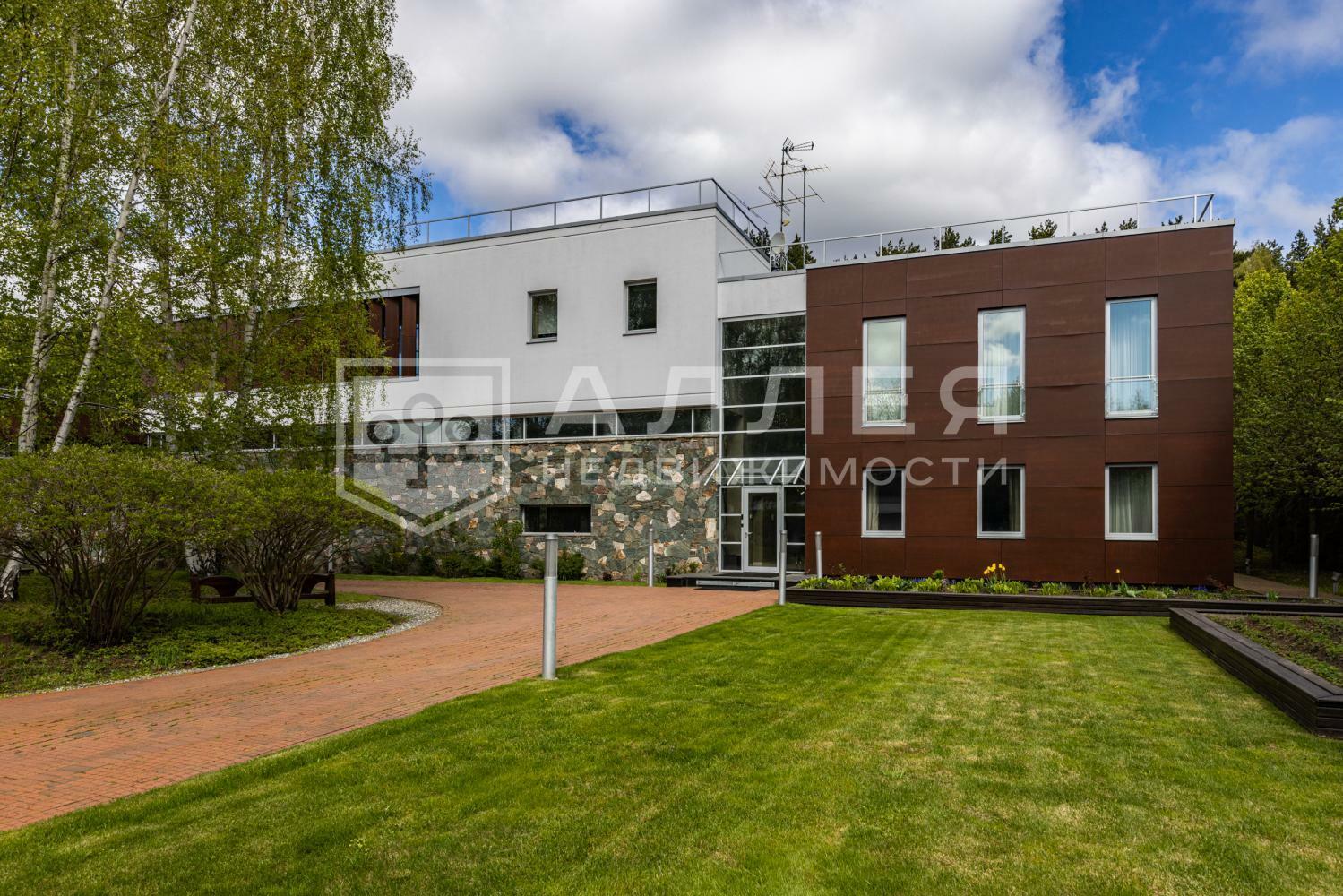 2-этажный коттедж 1 430 м² с отделкой