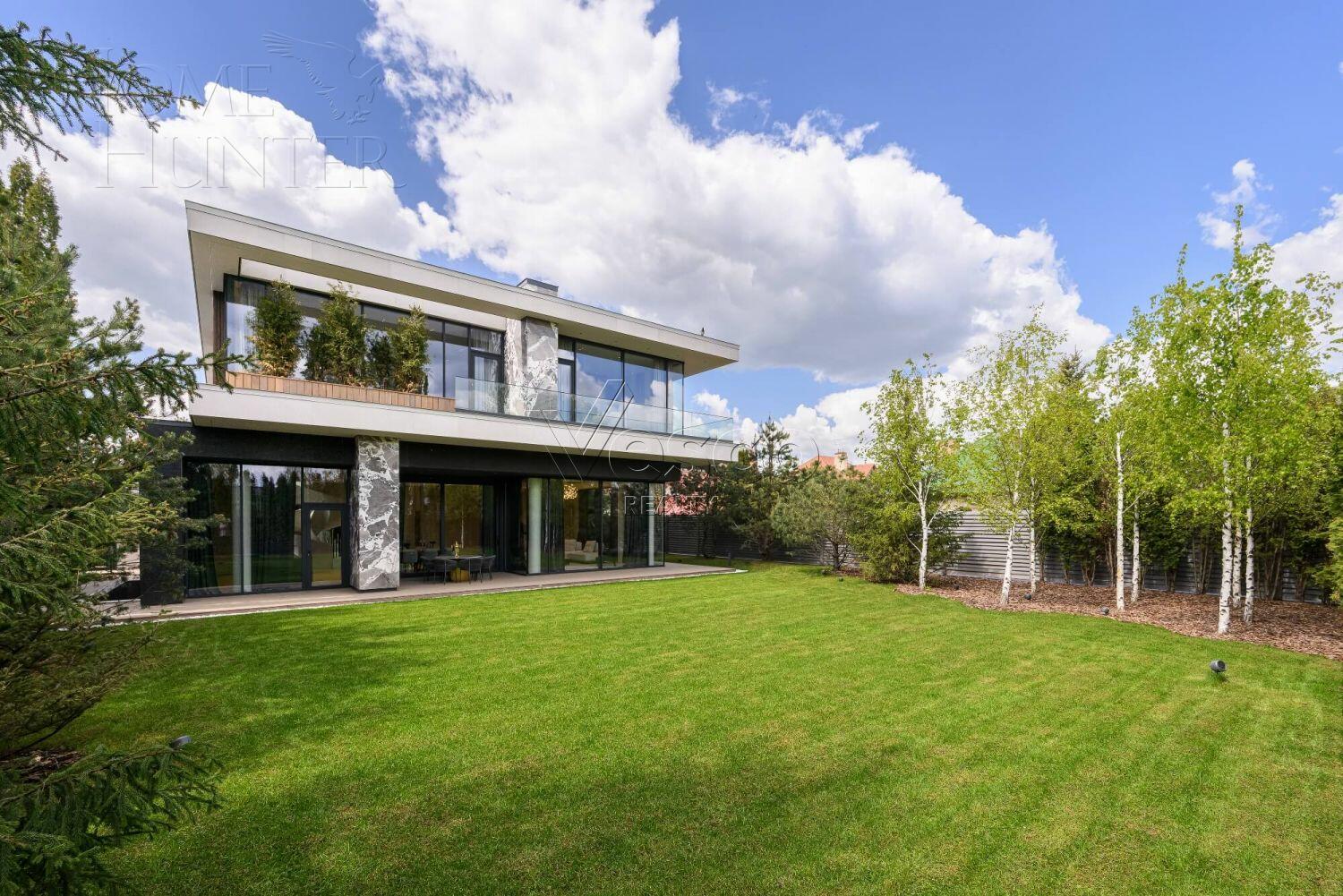 2-этажный коттедж 663 м² с отделкой