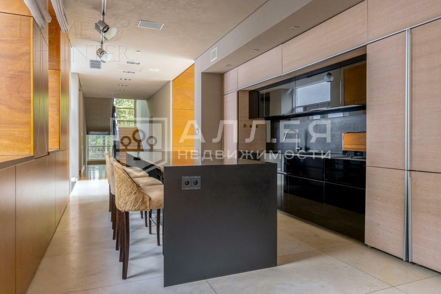 2-этажный коттедж 1 430 м² с отделкой