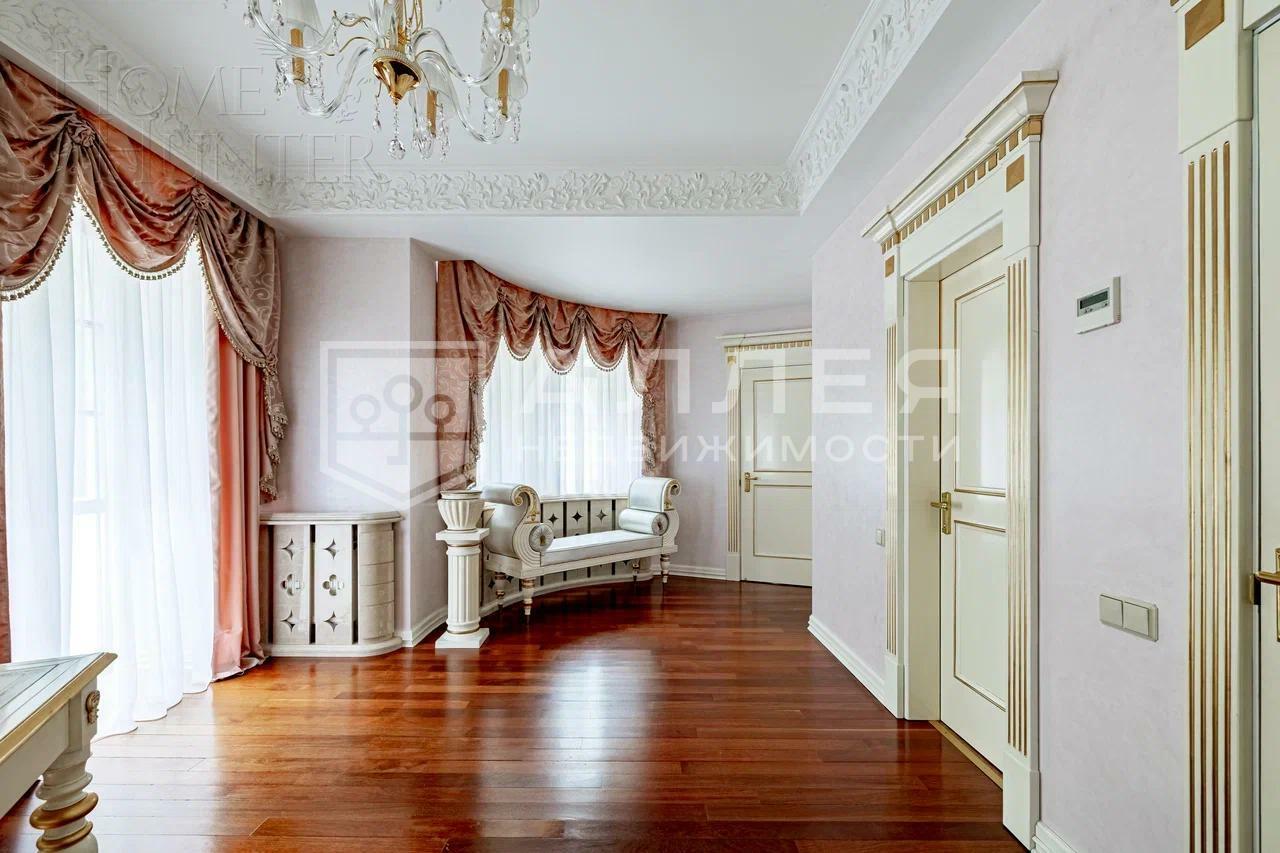 КОТТЕДЖ 800 м² с отделкой