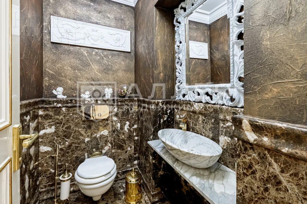 КОТТЕДЖ 800 м² с отделкой