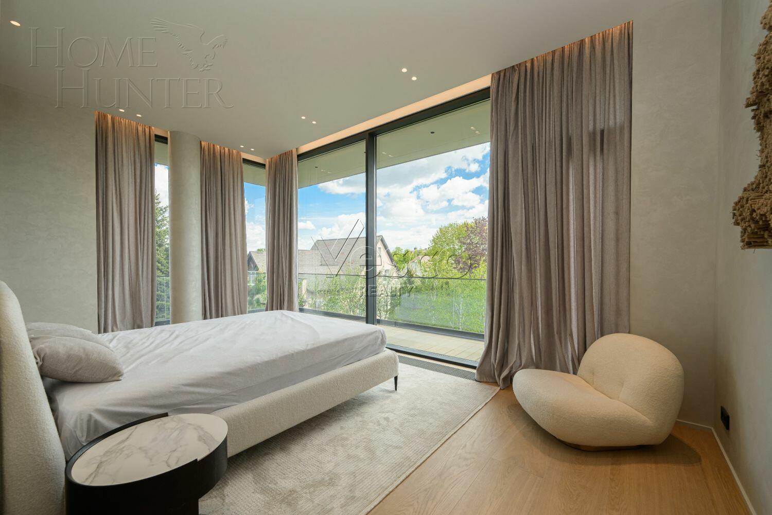 2-этажный коттедж 663 м² с отделкой