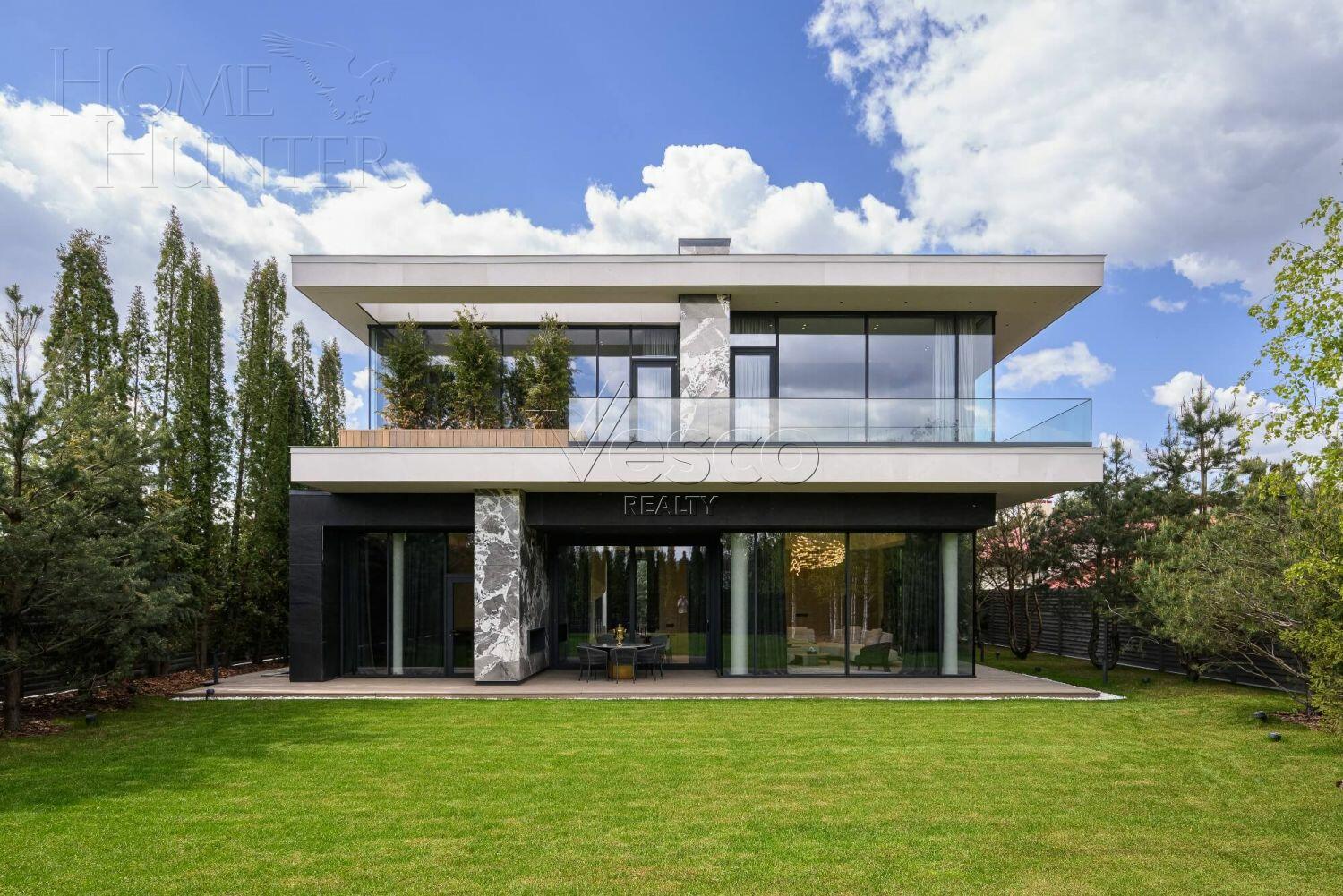 2-этажный коттедж 663 м² с отделкой