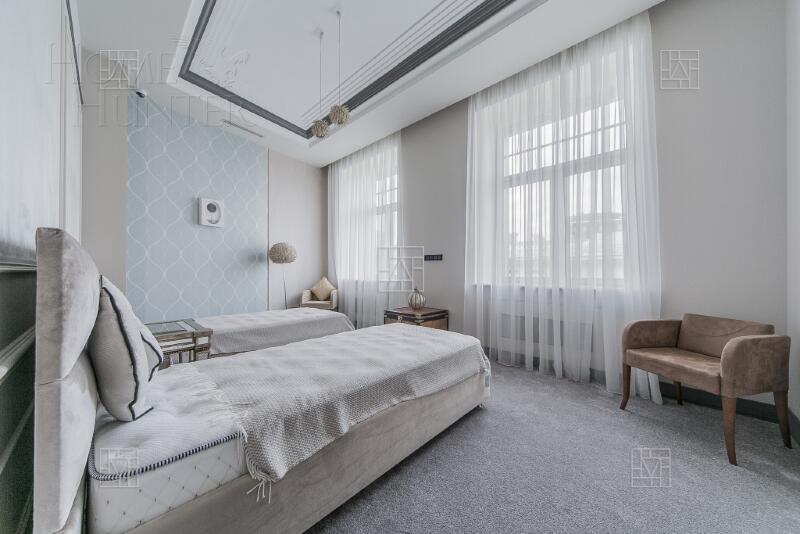 5-КОМН. КВАРТИРА С ОТДЕЛКОЙ 246 М² НА 3 ЭТАЖЕ