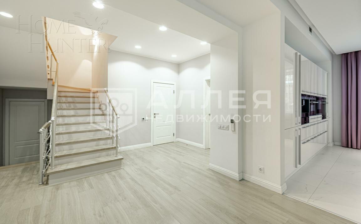 2-этажный коттедж 447 м² с отделкой