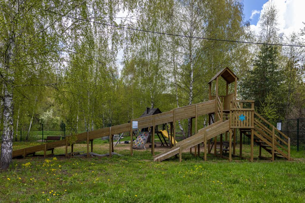 2-этажный коттедж 255 м² без отделки