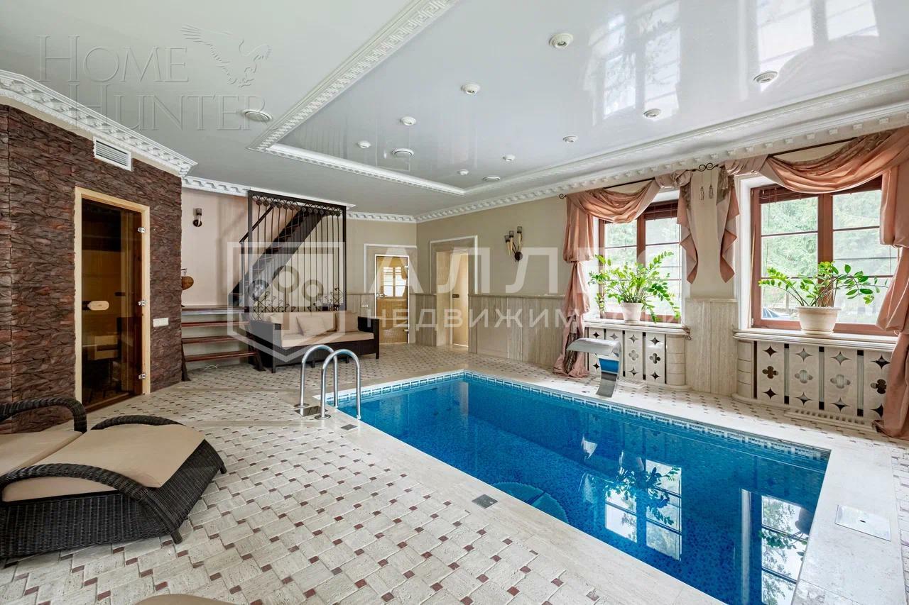 КОТТЕДЖ 800 м² с отделкой